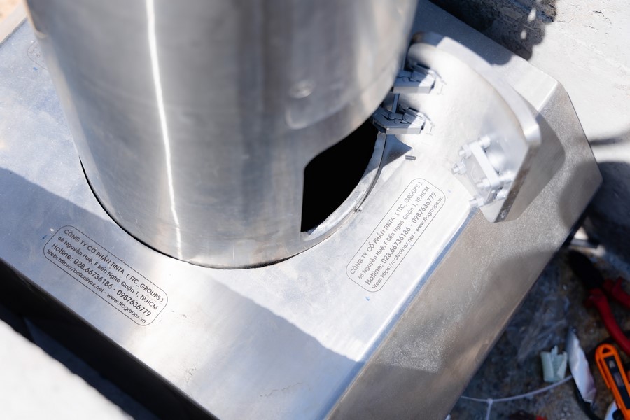 Bộ khếch đại âm thanh quốc ca dùng cho cột cờ quảng trường 300 mét