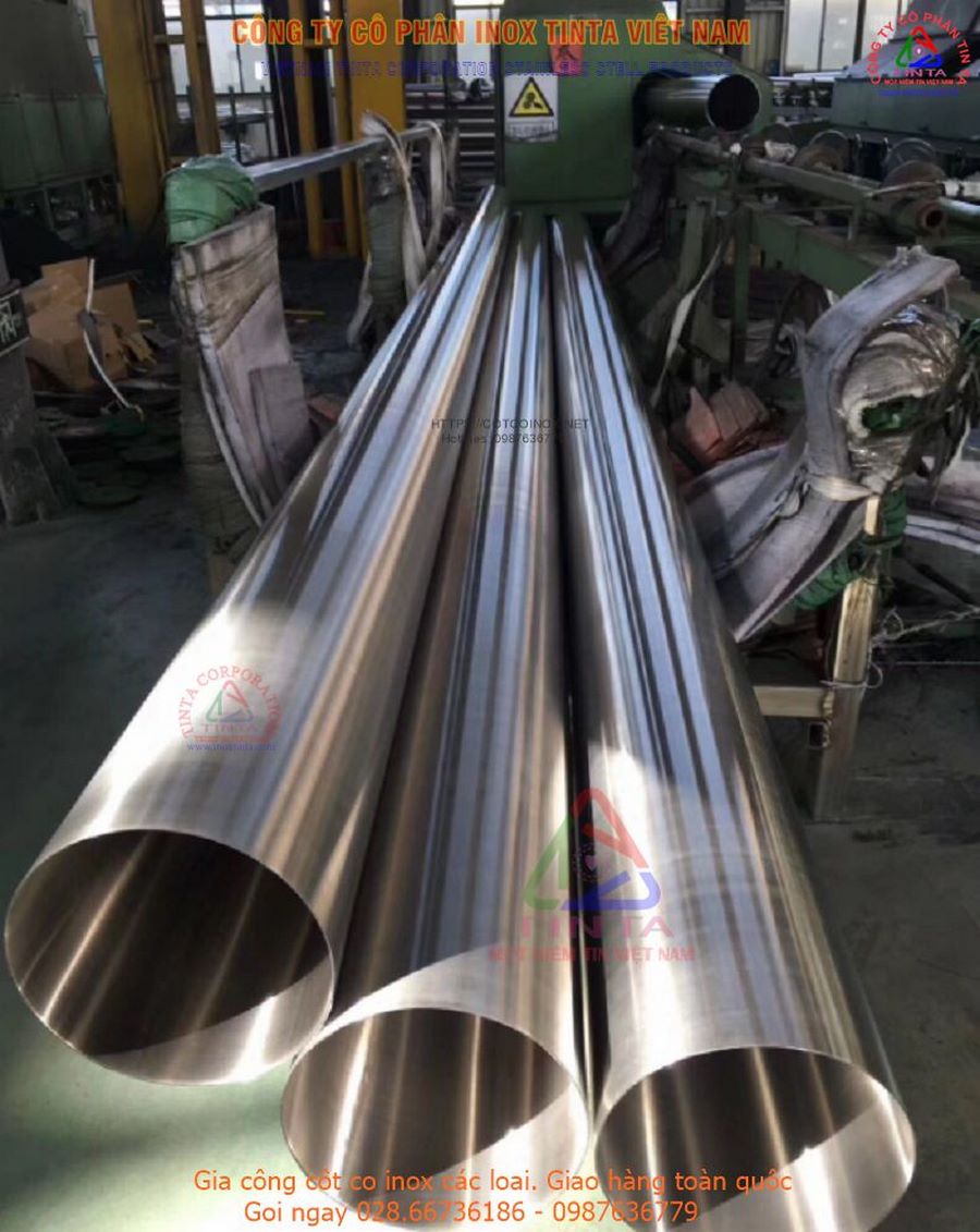 Với thiết kế tối giản nhưng mạnh mẽ, cột cờ sẽ tạo điểm nhấn đặc biệt, thu hút sự chú ý của mọi người không chỉ về hình ảnh mà còn về ý nghĩa.