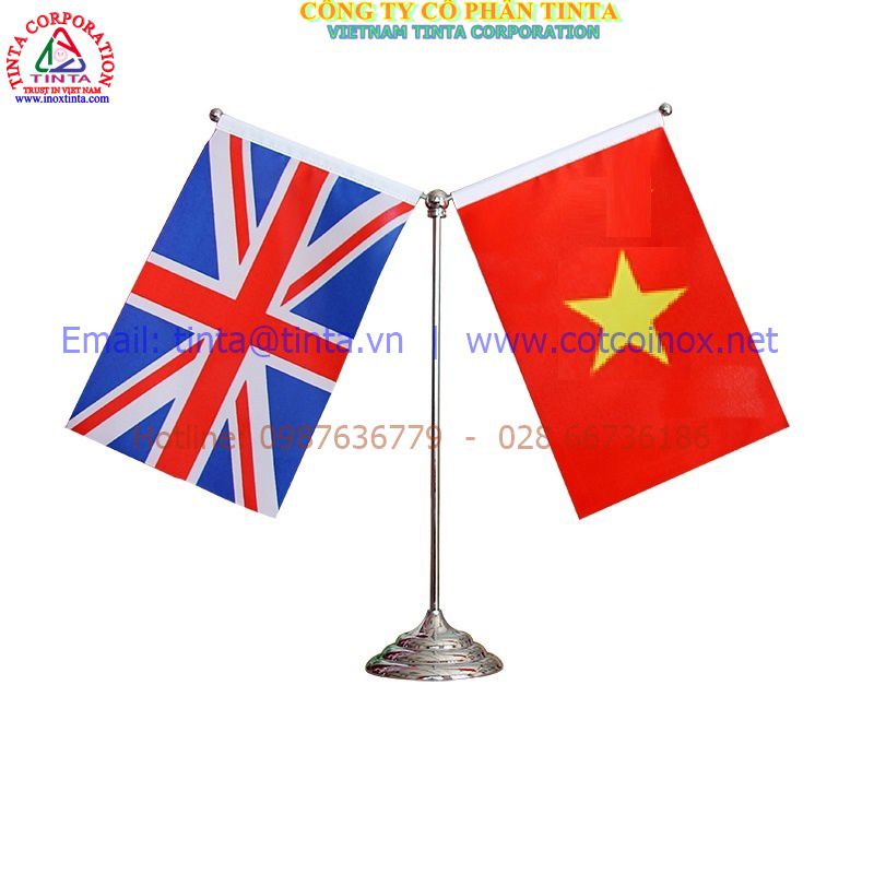 Cờ Mỹ và Việt Nam để bàn được in sắc nét trên vải polyester – Phù hợp cho văn phòng đại diện, công ty nước ngoài.