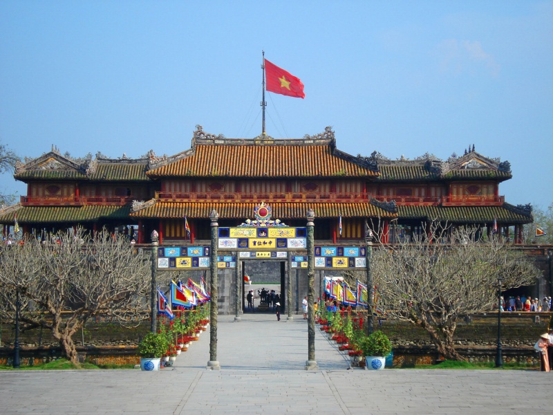 1578278473_cot-co-inox-tai-thua-thien-hue-gia-re.jpg
