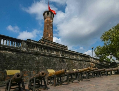 CỘT CỜ HÀ NỘI Ở ĐÂU