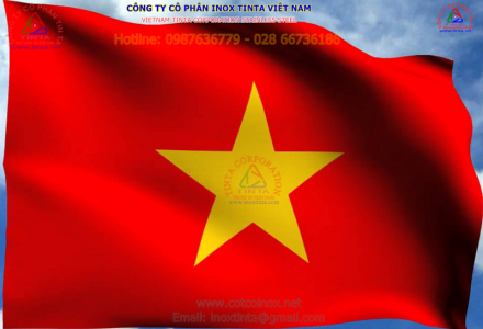 Lá cờ Tổ Quốc Việt Nam kích thước chiều rộng lá cờ bằng 2/3 chiều dài