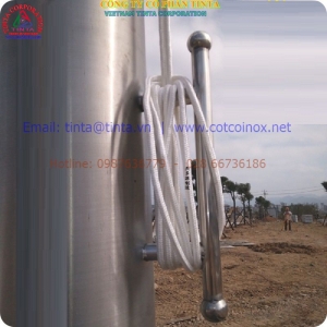 Tìm hiểu đặc điểm của cột cờ bằng inox