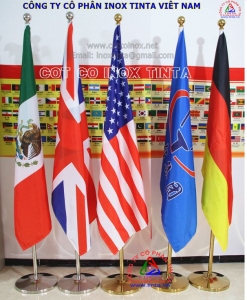 Cột cờ văn phòng được sử dụng trong các buổi họp