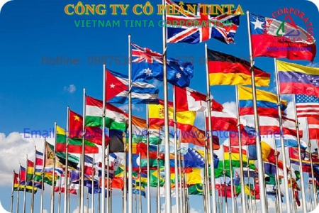 Cờ tổ quốc là một vật có ý nghĩa to lớn và thiêng liêng