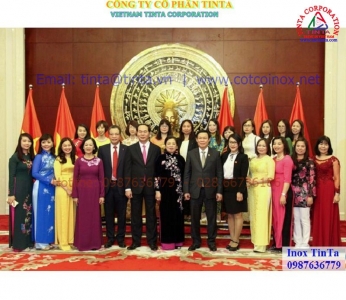 Cột cờ văn phòng thường được sử dụng nhiều