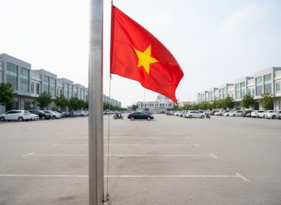 Cột Cờ Inox Xi Mờ Với Bề Mặt Chống Bám Vân Tay, Dễ Bảo Trì