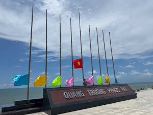 BÁO GIÁ CỘT CỜ INOX CAO 7 MÉT DÀNH CHO CÔNG TRÌNH